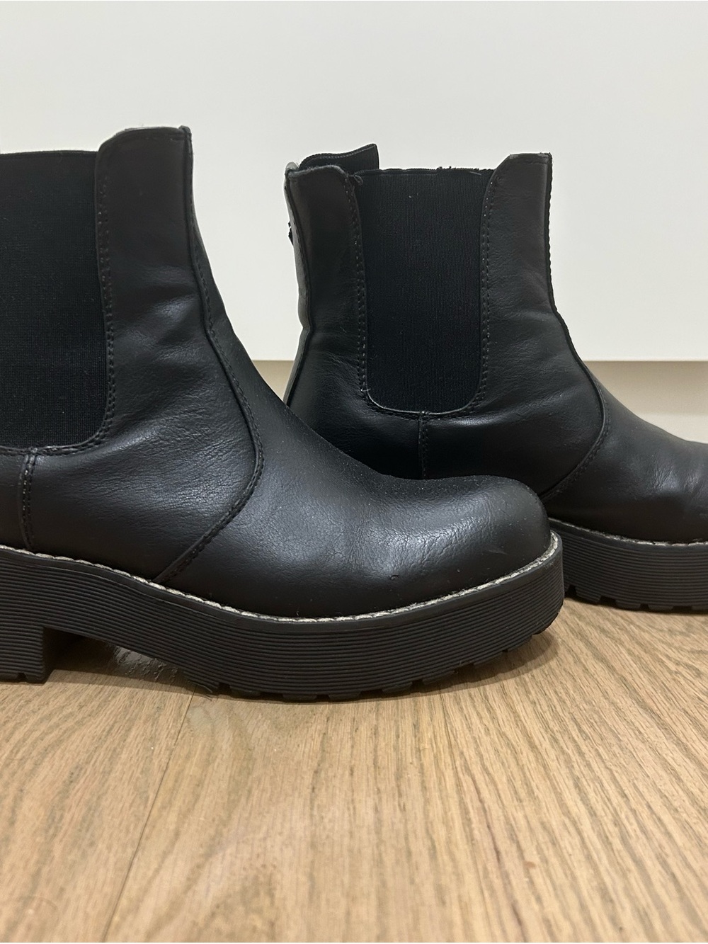 Dirty Laundry Black Chelsea Boot
